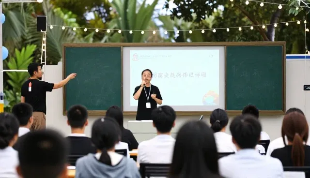 教育咨询服务如何应对不同场景下的性能需求